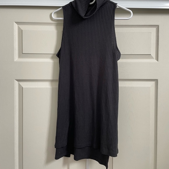 BP Mock Turtle Neck Sleeveless Top - L - Picture 1 of 3
